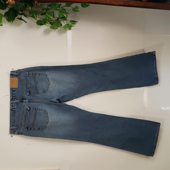 AE Outfitters 90's Bootcut Jean's - Picture 5 of 6